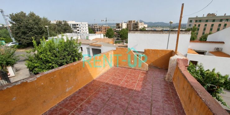 Venta de piso con terraza en Camí de Sant Antoni en Xativa Ref. 1478