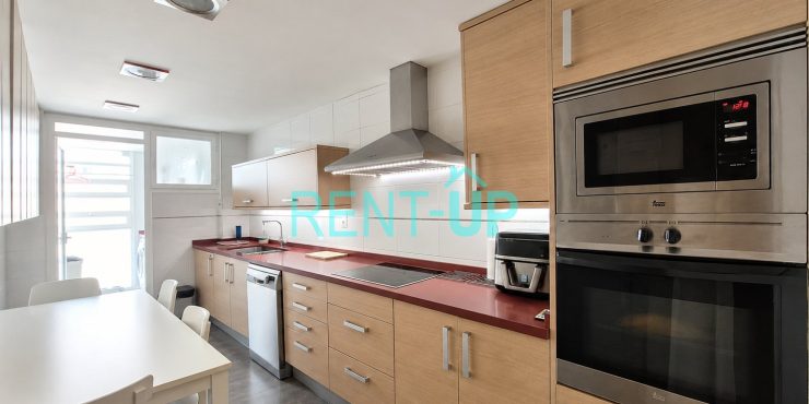 Venta de piso con garaje y trastero en Zona Palasiet en Xativa