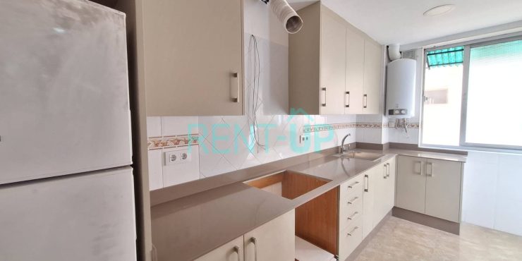Venta de piso para entrar a vivir con garaje muy céntrico en Xativa Ref.1480