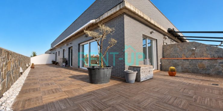 Alquiler de fantástico ático con gran terraza con vistas en Xativa Ref.577